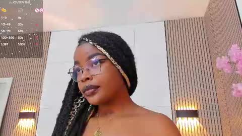 Madisson Lopez online show from July 14, 8:58 pm
