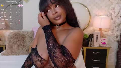 Madisson Lopez online show from February 5, 5:11 am