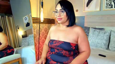 MADISSOONE  online show from April 30, 11:42 pm
