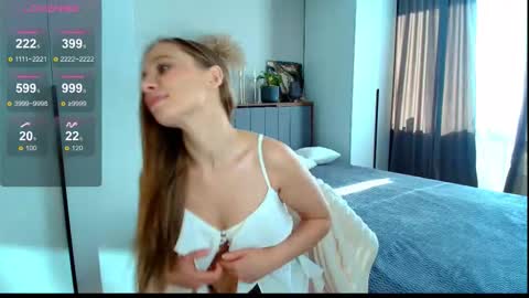 Madlen online show from October 25, 4:57 am