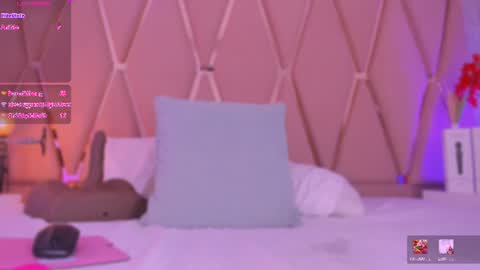 Mady James online show from July 28, 2:13 pm