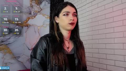 maevekuro online show from April 28, 3:11 am
