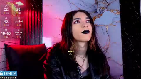 maevekuro online show from August 3, 3:19 am