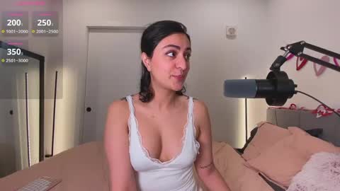 Meaves online show from April 14, 1:14 pm