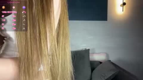 Marie online show from August 2, 6:42 pm