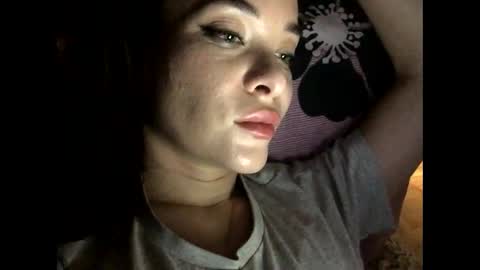 Snapshot of magggg658318 chatting on February 3, 3:06 pm magggg658318 online show from February 3, 3:06 pm