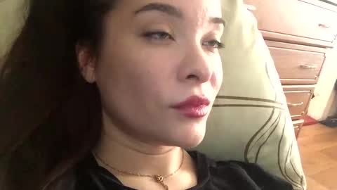 Snapshot of magggg658318 chatting on March 8, 10:54 am magggg658318 online show from March 8, 10:54 am