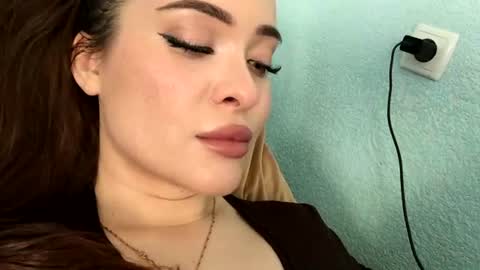 magggg658318 online show from August 1, 1:13 pm