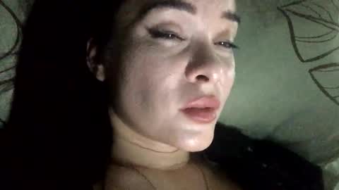 Snapshot of magggg658318 chatting on March 2, 2:00 pm magggg658318 online show from March 2, 2:00 pm