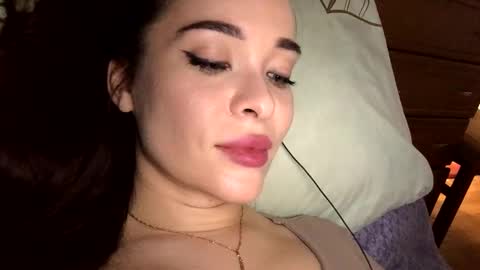 Snapshot of magggg658318 chatting on October 8, 1:28 pm magggg658318 online show from October 8, 1:28 pm