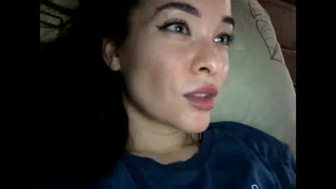 Snapshot of magggg658318 chatting on January 25, 12:58 pm magggg658318 online show from January 25, 12:58 pm