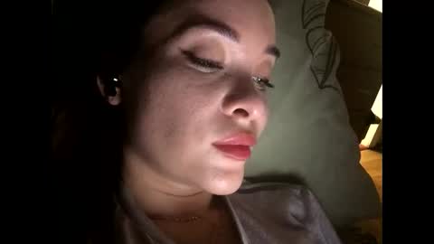 Snapshot of magggg658318 chatting on February 6, 3:31 pm magggg658318 online show from February 6, 3:31 pm