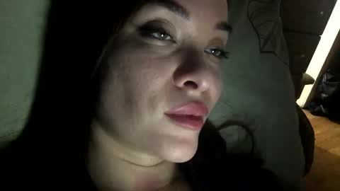 Snapshot of magggg658318 chatting on February 19, 3:16 pm magggg658318 online show from February 19, 3:16 pm