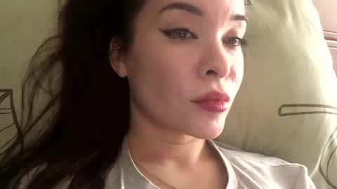 Snapshot of magggg658318 chatting on February 23, 11:55 am magggg658318 online show from February 23, 11:55 am