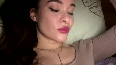 Snapshot of magggg658318 chatting on September 27, 4:27 pm magggg658318 online show from September 27, 4:27 pm