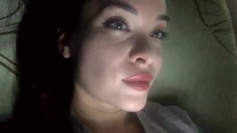 Snapshot of magggg658318 chatting on February 15, 2:33 pm magggg658318 online show from February 15, 2:33 pm