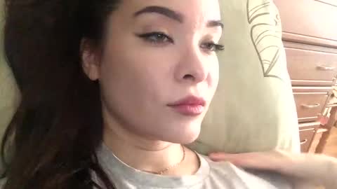 Snapshot of magggg658318 chatting on March 9, 11:14 am magggg658318 online show from March 9, 11:14 am