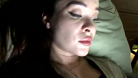 Snapshot of magggg658318 chatting on September 9, 1:33 pm magggg658318 online show from September 9, 1:33 pm
