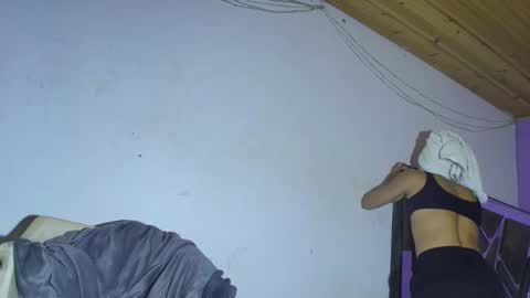 maggie_fit online show from October 21, 3:44 am