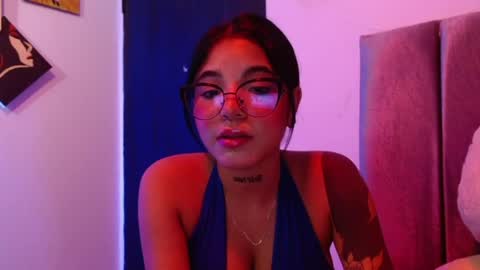 maggie_love77 online show from May 15, 1:36 am