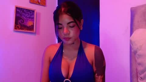 maggie_love77 online show from May 16, 2:30 am