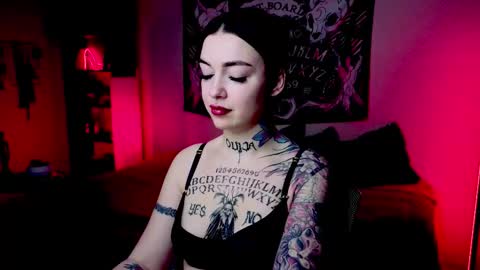 Magic Allie online show from March 18, 8:15 pm