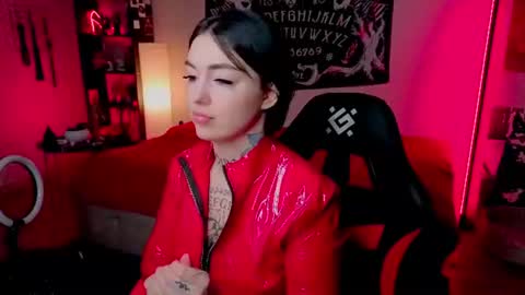 Magic Allie online show from July 7, 8:24 pm