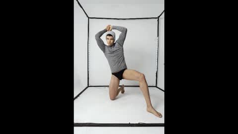 Snapshot of magic_boy01 chatting on October 14, 10:02 pm Damian Rivers online show from October 14, 10:02 pm