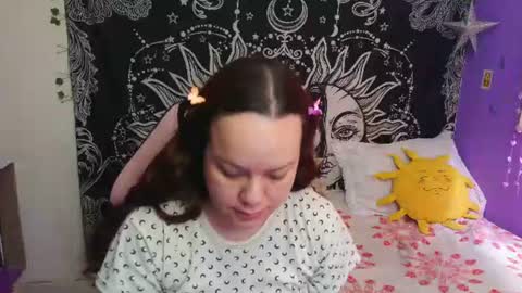 Claire online show from July 5, 11:39 am