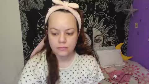 Claire online show from July 16, 11:02 am