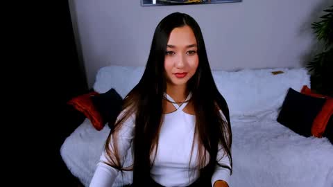 magic_phoenix online show from January 5, 1:36 pm