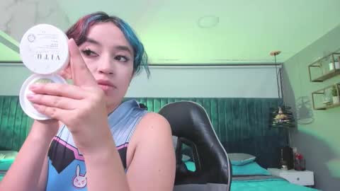 S  online show from October 13, 7:38 pm