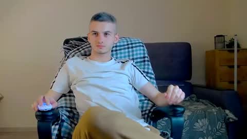 magic_storms online show from April 26, 1:42 pm