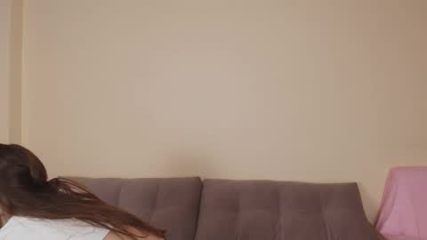 vanessa online show from May 4, 8:15 pm