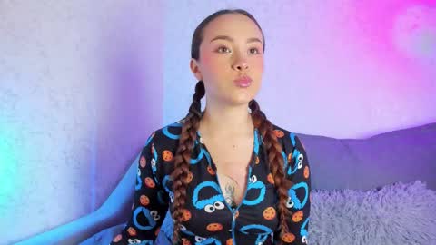 Vera  online show from November 20, 11:53 am