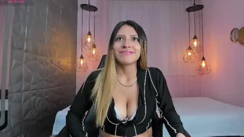 magic_zahara online show from June 30, 4:56 am