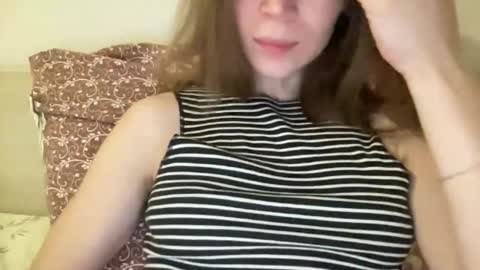 magicgirl50053 online show from March 6, 6:07 pm