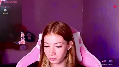 Snapshot of magicladyy chatting on September 10, 6:42 pm Angel online show from September 10, 6:42 pm