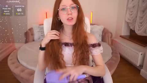 Lilu online show from December 4, 8:52 pm