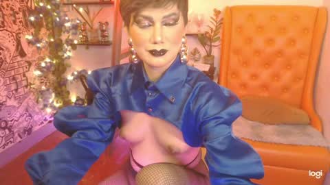 MagnificentlyDEVILQueen online show from May 9, 8:42 am