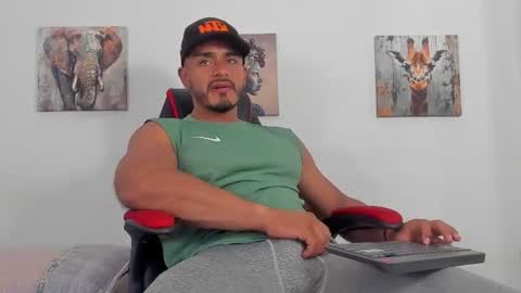 Magnusclark online show from July 13, 7:50 pm