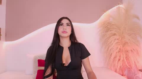 MAIA  LIA  online show from December 21, 1:23 am