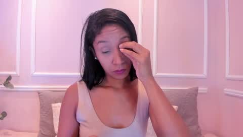 Maia online show from May 12, 4:10 am