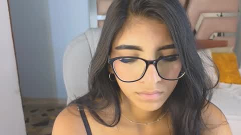 Maiaa Ruiz  online show from October 25, 4:02 am