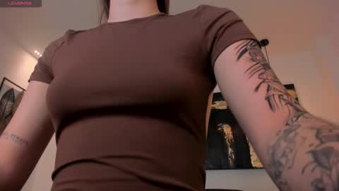  Maia  online show from January 7, 6:35 pm