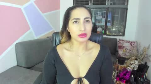   online show from November 7, 12:25 am