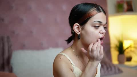  Maia  online show from February 15, 7:56 pm