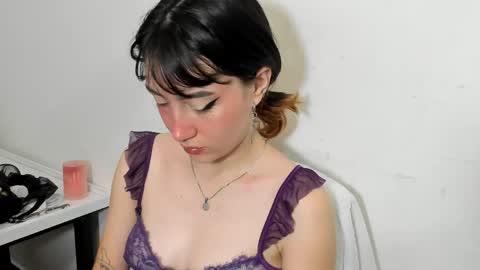 maibys online show from April 25, 4:36 am