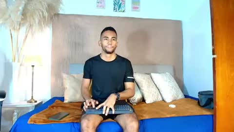 maicolparker0 online show from July 27, 12:13 pm