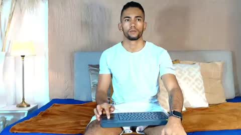 maicolparker0 online show from July 28, 12:12 pm